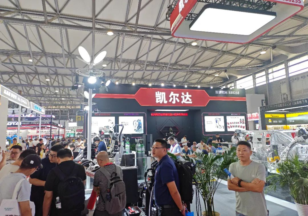 5d29b0cd6388003b6719edad63d684f.png 5d29b0cd6388003b6719edad63d684f.png